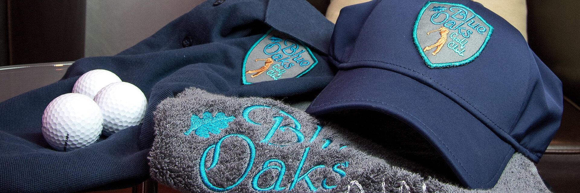 [Translate to Global Portugiesisch:] [Translate to Portugiesisch:] Embroidered golf towel and cap